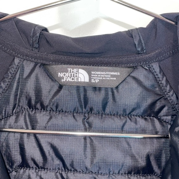 The North Face Black Progressor Insulated Hybrid Hoodie - Woman's Small - Picture 3 of 3